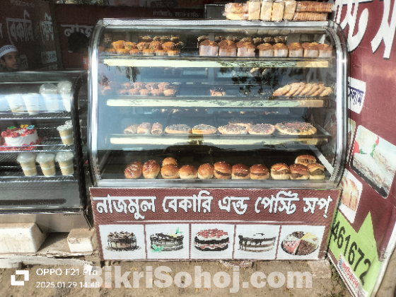 কেক সো বক্স